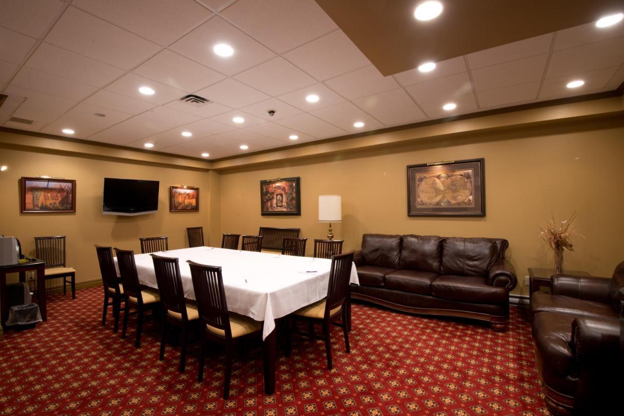 Clarenville Inn ภายนอก รูปภาพ