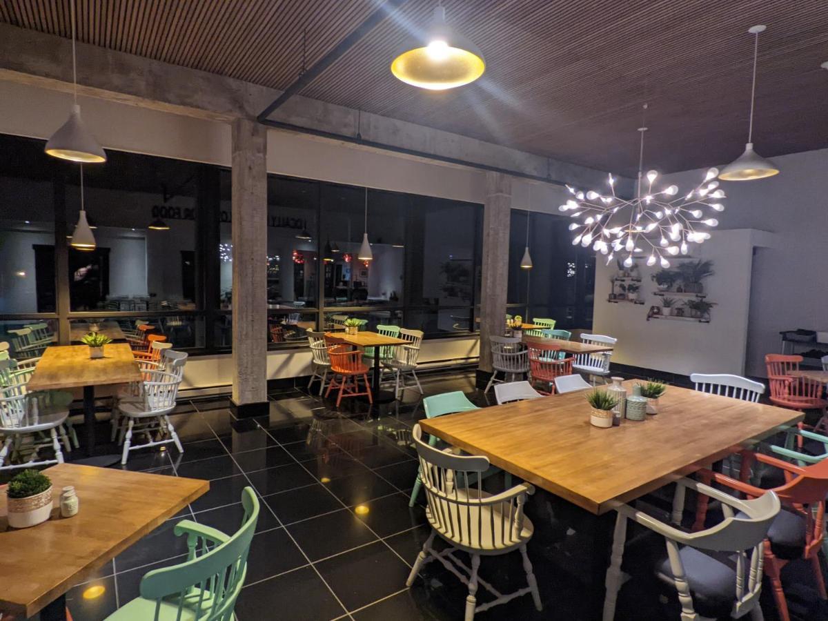 Clarenville Inn ภายนอก รูปภาพ