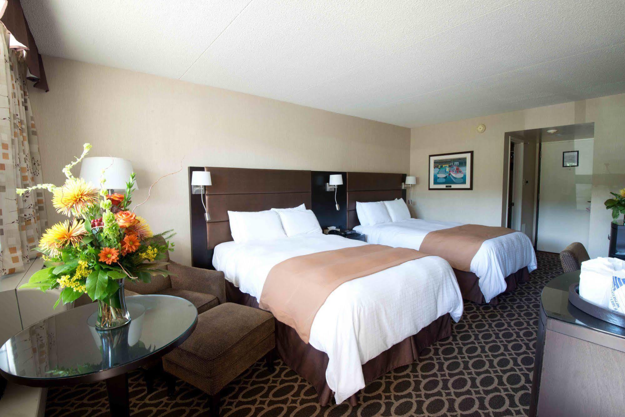 Clarenville Inn ภายนอก รูปภาพ